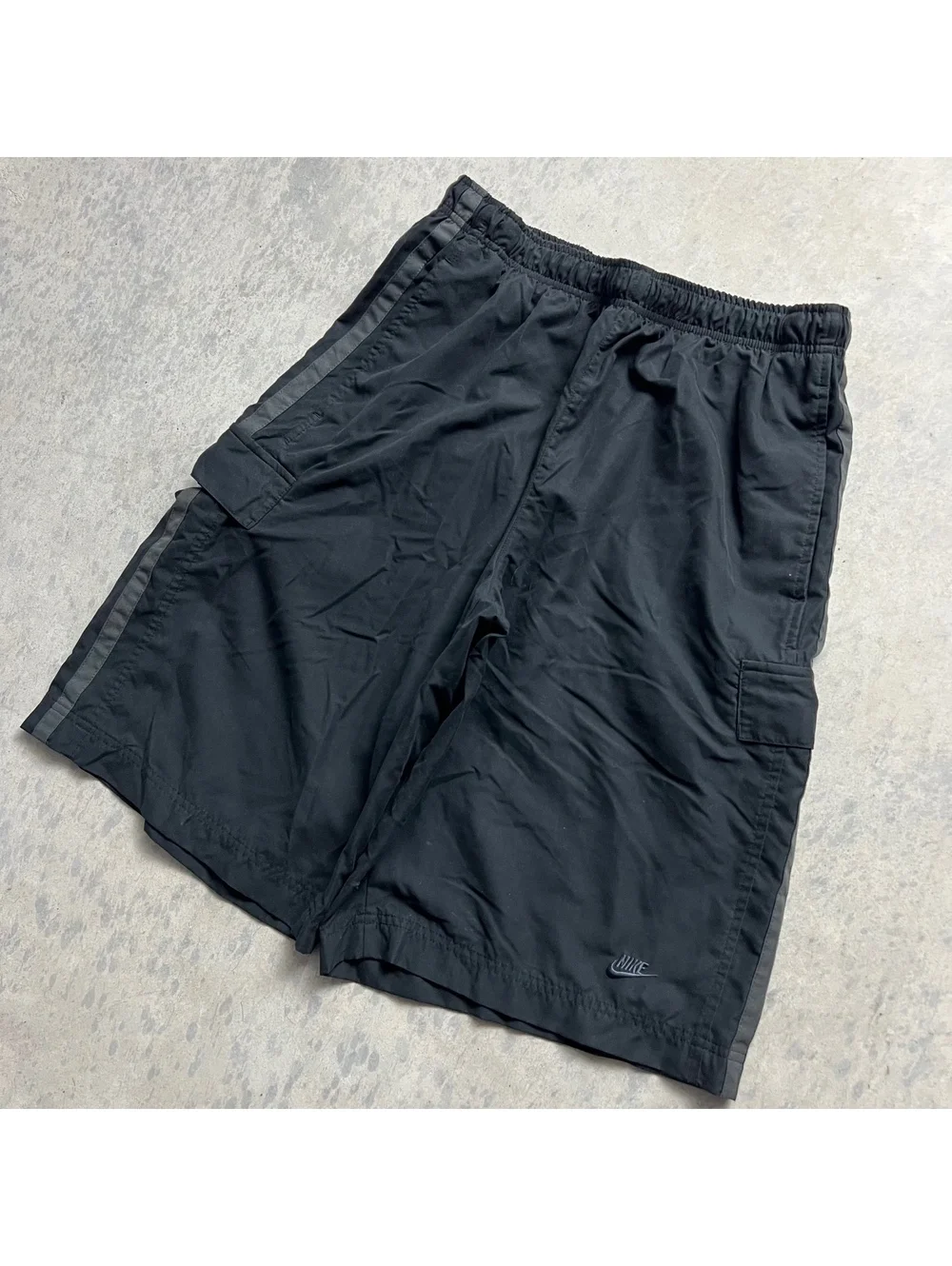 Y2K Striped Nike Cargo Swim Trunks Men’s Sz. L Black Grey